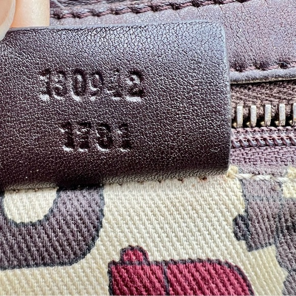 ❌❌SOLD❌❌ Gucci Dark Brown Embossed Leather Guccissima Abbey Boston Bag - Picture 6 of 15